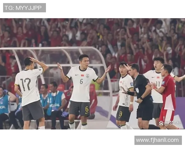 中国足球队惨败30球引发热议 球星表现堪忧引发球迷愤怒