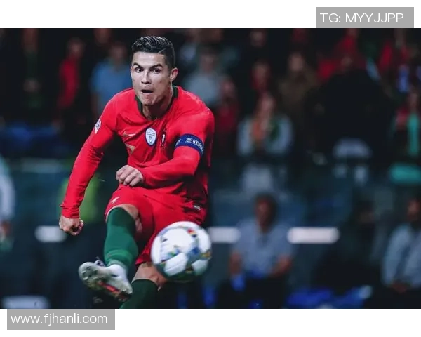 历年足球巨星最新排名榜揭晓 世界顶级球员实力对比分析