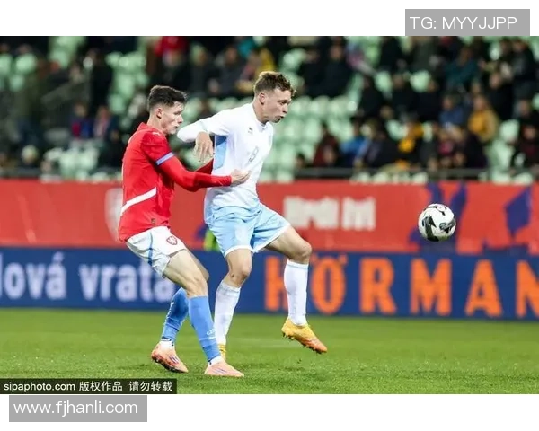 燃情绿茵瞬间全纪录 足球巨星高能对决点燃无限激情