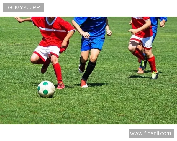 足球星二代拍照技巧全攻略 如何拍出明星级别的高质量照片